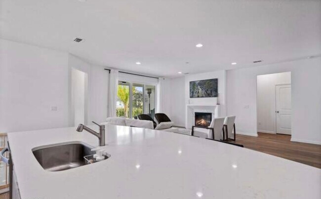 property at 627 Sycamore Wy