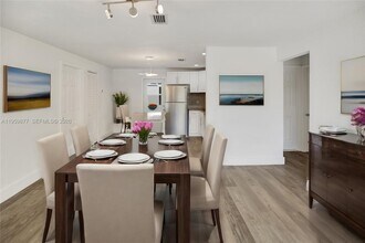 2311 Fletcher St in Hollywood, FL - Building Photo - Building Photo