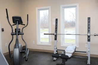Country Glenn Apartments in Grand Island, NY - Building Photo - Interior Photo