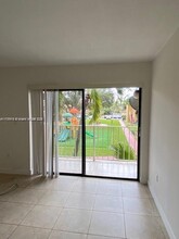 15540 SW 80th St in Miami, FL - Building Photo - Building Photo