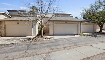 3330 Templeton Gap Rd in Colorado Springs, CO - Building Photo