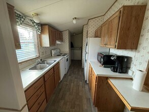 7246 FL-44 in Wildwood, FL - Building Photo - Building Photo