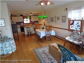 4 Webb Ave in Ocean Grove, NJ - Building Photo - Building Photo