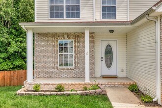 2701 Hidden Ridge Ct in Clarksville, TN - Building Photo - Building Photo