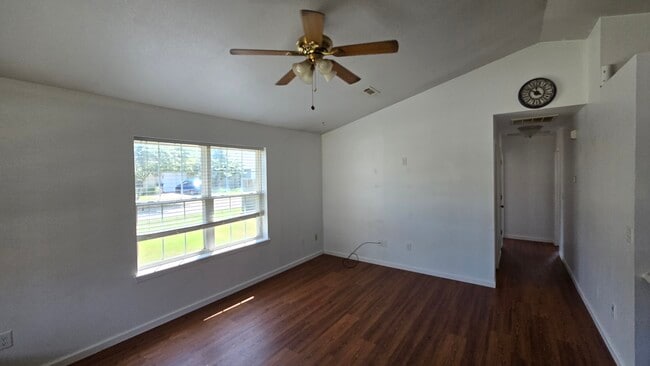 1660 Tanglewood Ln in Siloam Springs, AR - Foto de edificio - Building Photo