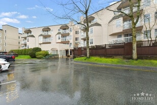 1860 Southmere Crescent E in Surrey, BC - Building Photo