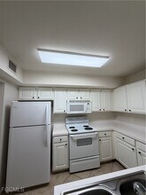 4121 Residence Drive in Ft. Myers, FL - Building Photo - Building Photo