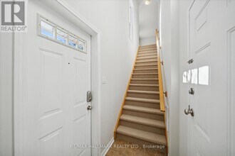 2740 Bur Oak Ave in Markham, ON - Building Photo - Building Photo