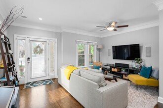 644 Irwin St NE in Atlanta, GA - Building Photo - Building Photo