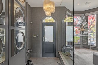 109 Hazelton Ave in Toronto, ON - Building Photo - Building Photo