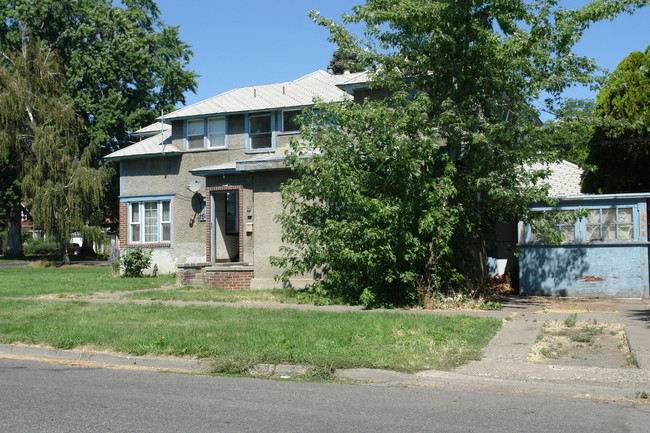 601 N Naches Ave in Yakima, WA - Foto de edificio - Building Photo