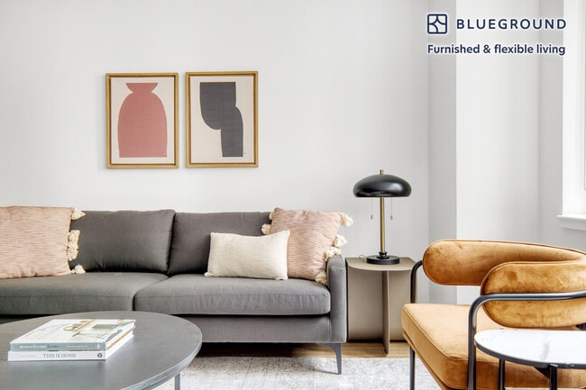 15 Cliff St in New York, NY - Building Photo - Building Photo