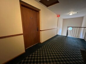 1321 W Main St in Lake Geneva, WI - Building Photo - Building Photo