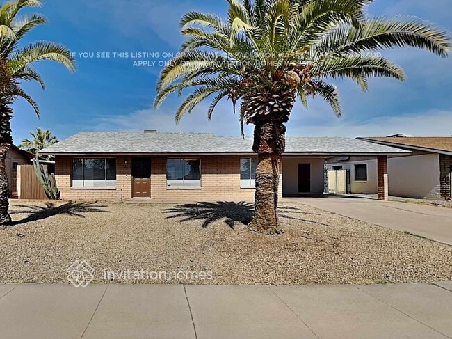 property at 3844 W Acapulco Ln