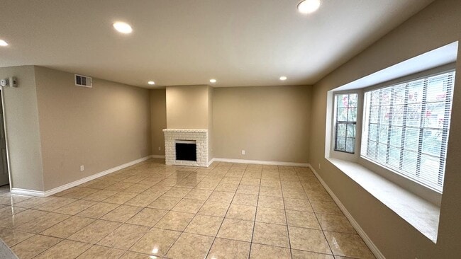 4195 Kingsley St in Montclair, CA - Building Photo - Building Photo