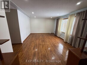 1023 Eagle Dr in London, ON - Building Photo - Building Photo