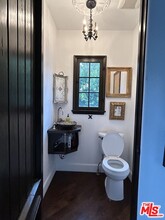 2080 Vine St in Los Angeles, CA - Building Photo - Building Photo