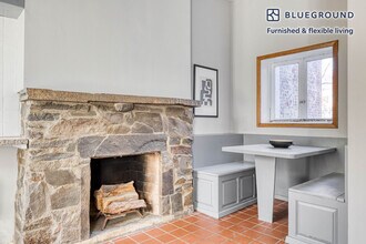 302 W 11th St in New York, NY - Building Photo - Building Photo