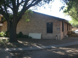 2904 W Camellia Ave in McAllen, TX - Building Photo