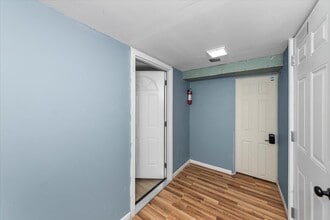 5639 N Artesian Ave, Unit 5639 N Artesian in Chicago, IL - Foto de edificio - Building Photo