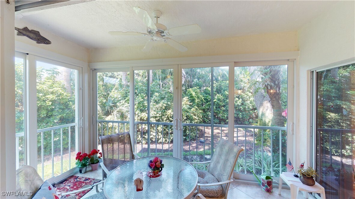 5899 Chanteclair Dr in Naples, FL - Building Photo