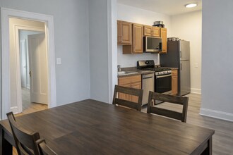 3610 N Claremont Ave, Unit #L3 in Chicago, IL - Foto de edificio - Building Photo