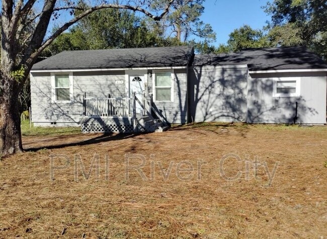 property at 821 Stanwick Rd