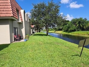 11356 Royal Palm Blvd in Coral Springs, FL - Building Photo - Building Photo