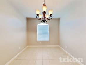 2048 Cone Flower Dr in Forney, TX - Foto de edificio - Building Photo