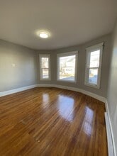 204 Highfield St in Moncton, NB - Building Photo - Building Photo