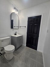 5163 Wakefield St in Philadelphia, PA - Building Photo - Building Photo