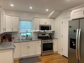 19 Brookford St, Unit 1 in Cambridge, MA - Building Photo
