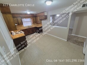 613 Charlotte Cir in Jacksonville, AR - Building Photo - Building Photo