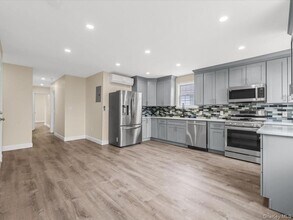 95-19 116th St in Queens, NY - Building Photo - Building Photo