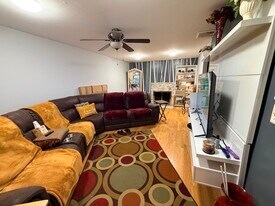 2 Stevens Pl in Rocky Hill, CT - Building Photo