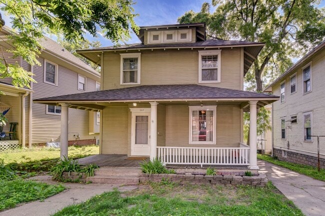 property at 307 N 31st St