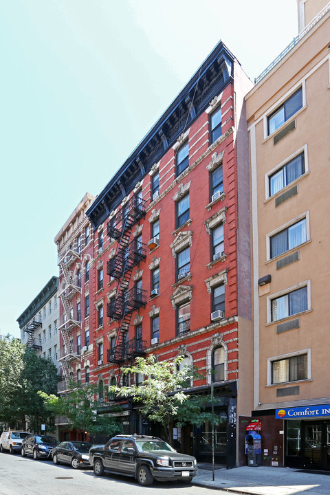 138 Ludlow Street Apartments in New York, NY - Building Photo