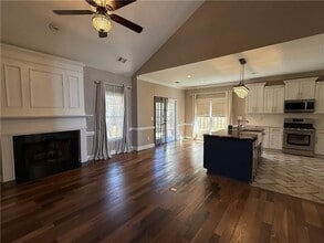 1180 Downyshire Dr in Lawrenceville, GA - Building Photo - Building Photo