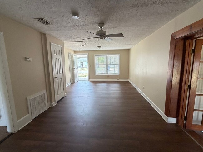 222 N Gray Ave in Panama City, FL - Building Photo - Building Photo