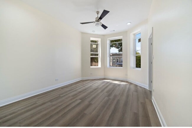 5617 S Laflin St in Chicago, IL - Building Photo - Building Photo