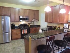 4421 Driftwood Dr in Philadelphia, PA - Building Photo