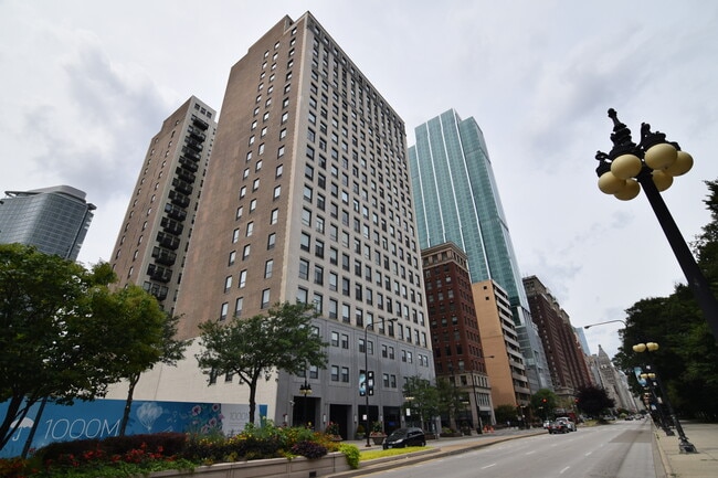 910 S Michigan Ave, Unit 1015 in Chicago, IL - Foto de edificio - Building Photo