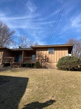 4902 Free Ferry Rd in Fort Smith, AR - Building Photo - Building Photo