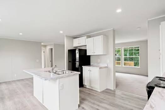 24 Landrey Dr in Vincennes, IN - Building Photo
