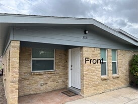 2231 2nd St in Eagle Pass, TX - Building Photo