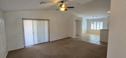 1241 E Elm Rd in San Tan Valley, AZ - Building Photo - Building Photo