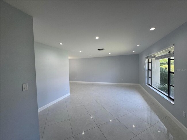 120 Annwood Rd in Palm Harbor, FL - Building Photo - Building Photo