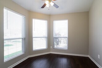 16728 Foursquare Dr in Conroe, TX - Building Photo - Building Photo
