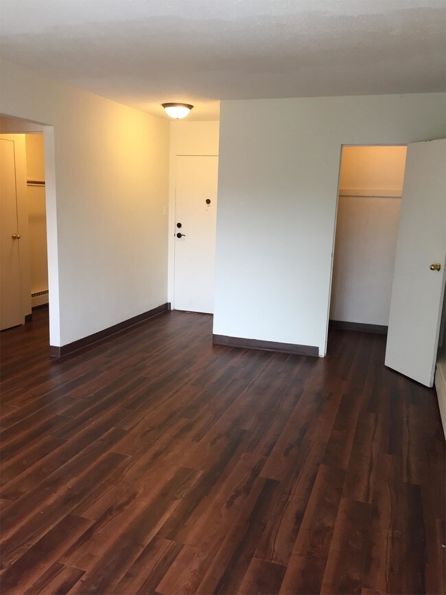 2040 W Saunders Ave-Unit -304 in St. Paul, MN - Building Photo - Building Photo