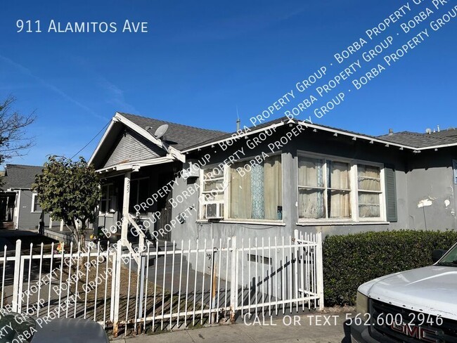 911 Alamitos Ave